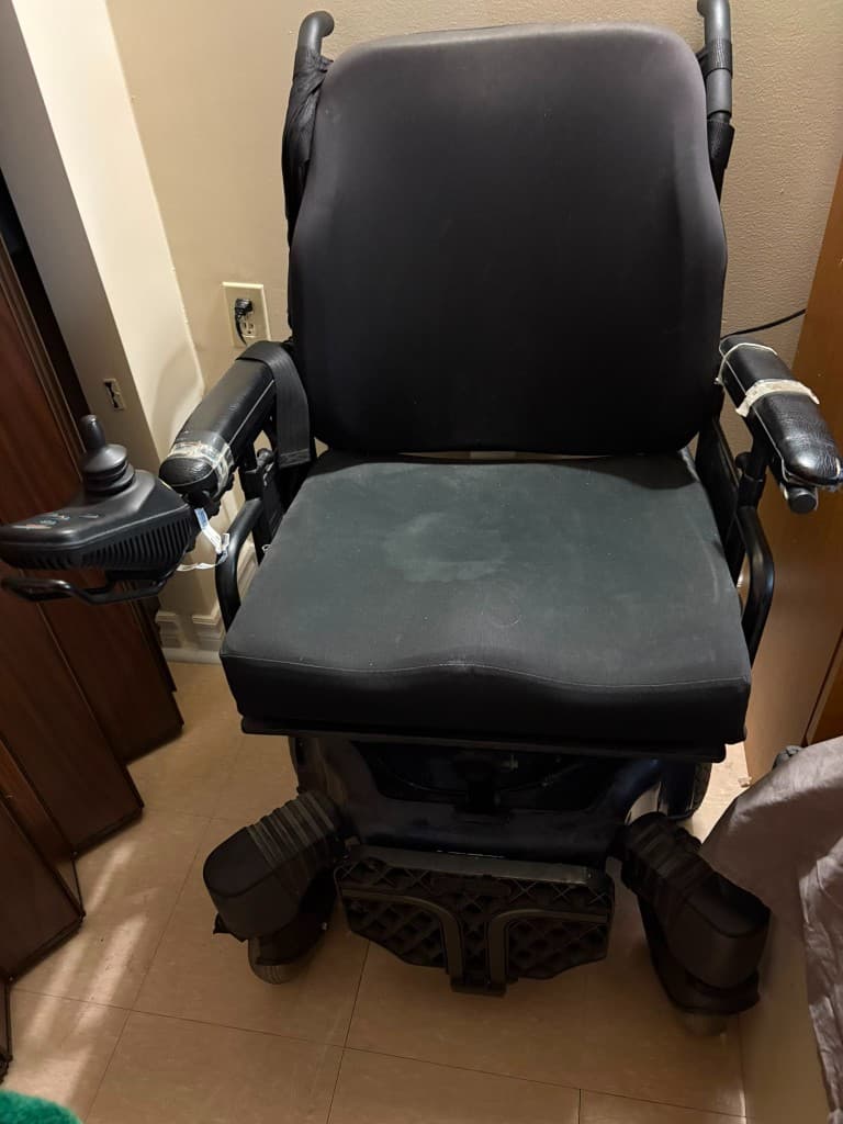 Motorized wheelchair disposal and haul-away for GTA homeowners by Junk 'Of' Urs